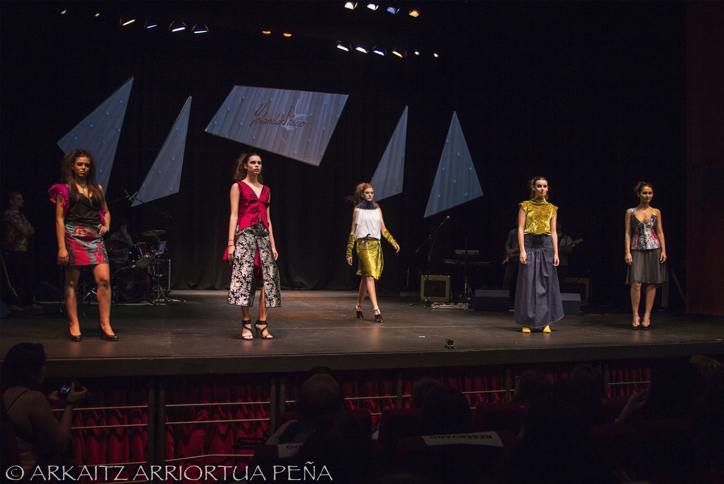 2-desfile-yolanda-stacio-barakaldo-2014